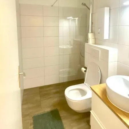 Girardi Apartment *